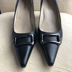 Black Ellen Tracy shoes